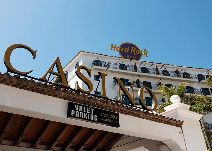 In The Heart Of Puerto Banus, With Private Parking Space And Communal Pool, Paddle Tennis Court And Gym