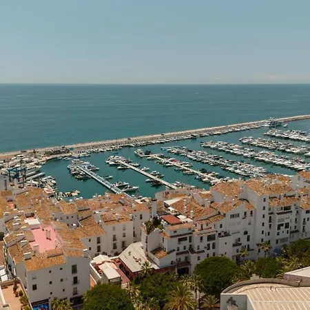 Apartment Sea View In The Center Of Puerto Banus And Private Parking *