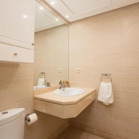 Apartment Sea View In The Center Of Puerto Banus And Private Parking