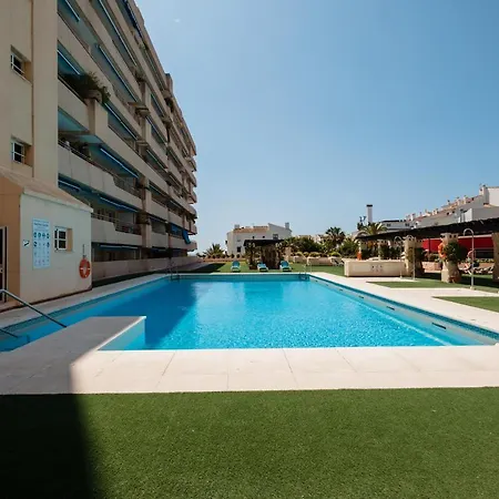 Sea View In The Center Of Puerto Banus And Private Parking Apartment Marbella