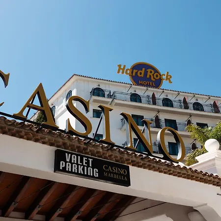 In The Heart Of Puerto Banus, With Private Parking Space And Communal Pool, Paddle Tennis Court And Gym