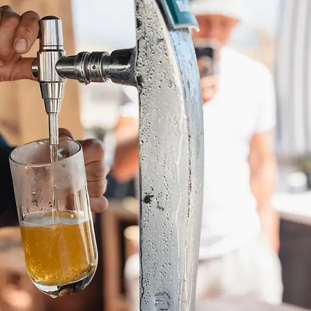 In The Heart Of Puerto Banus, With Private Parking Space And Communal Pool, Paddle Tennis Court And Gym * Marbella