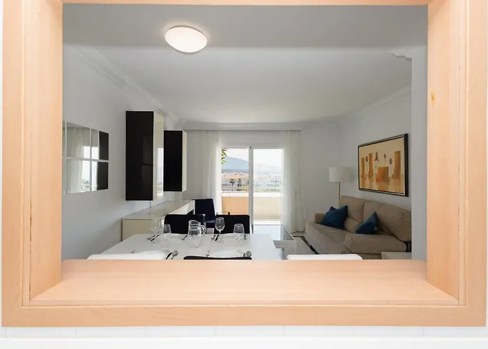 In The Heart Of Puerto Banus, With Private Parking Space And Communal Pool, Paddle Tennis Court And Gym * Marbella